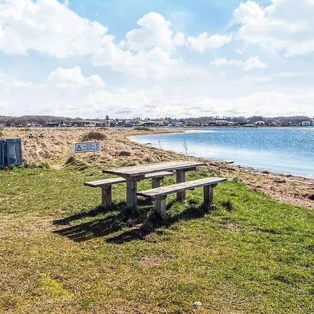 6 Person In Hojslev-by Traum * Højslev